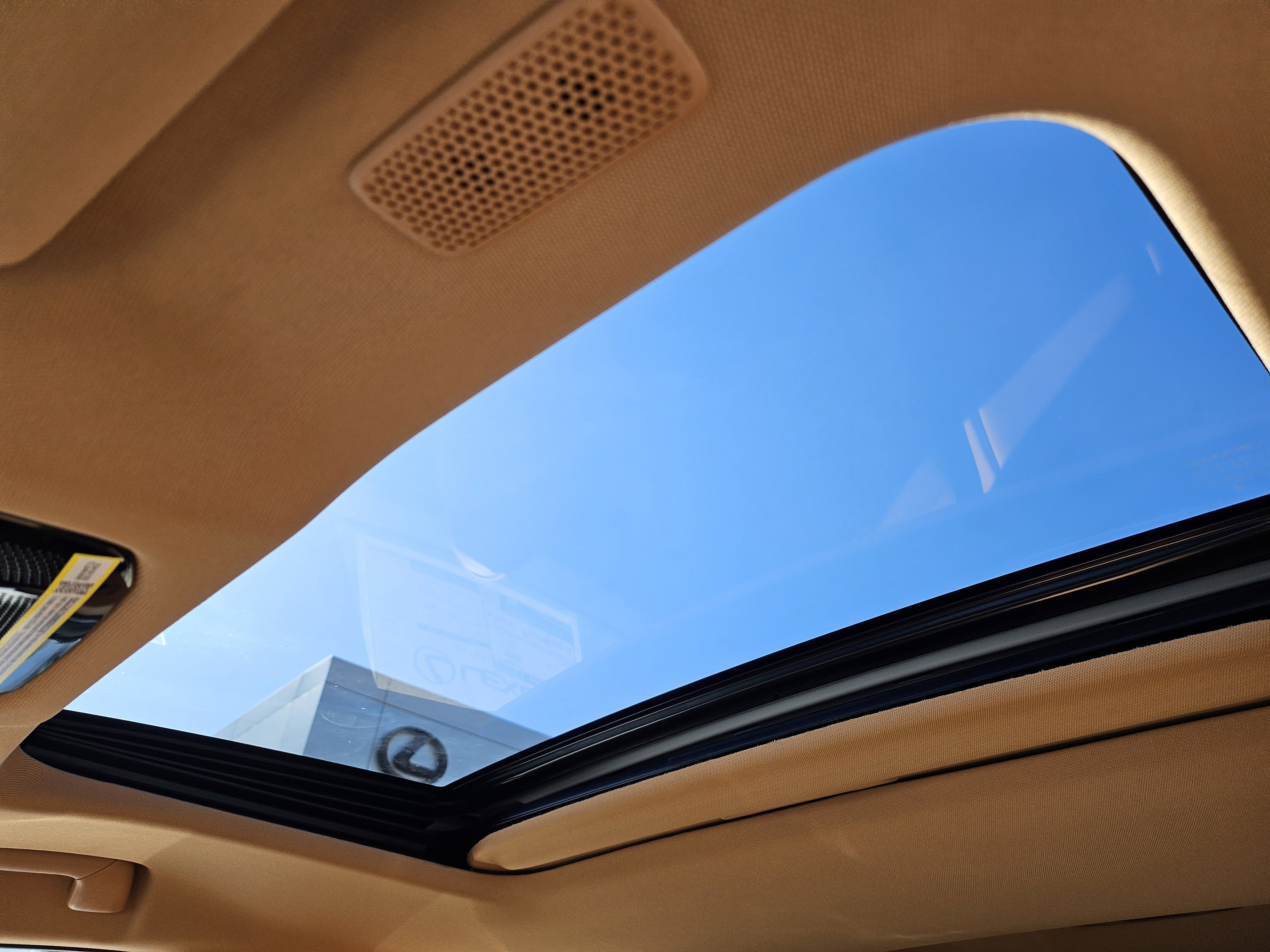New 2026 Ultra White Lexus PREMIUM image 18