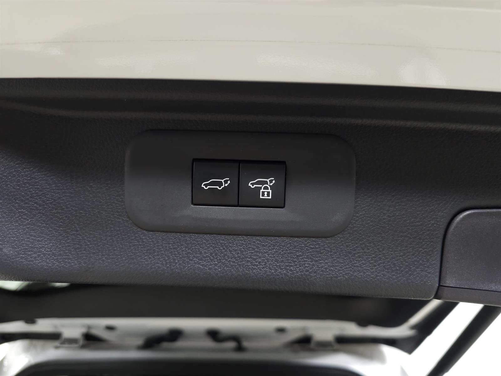 Used 2026 White Toyota Nightshade image 8