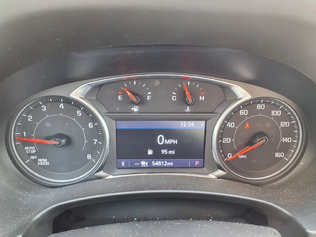 Used 2022  GMC AT4 image 23