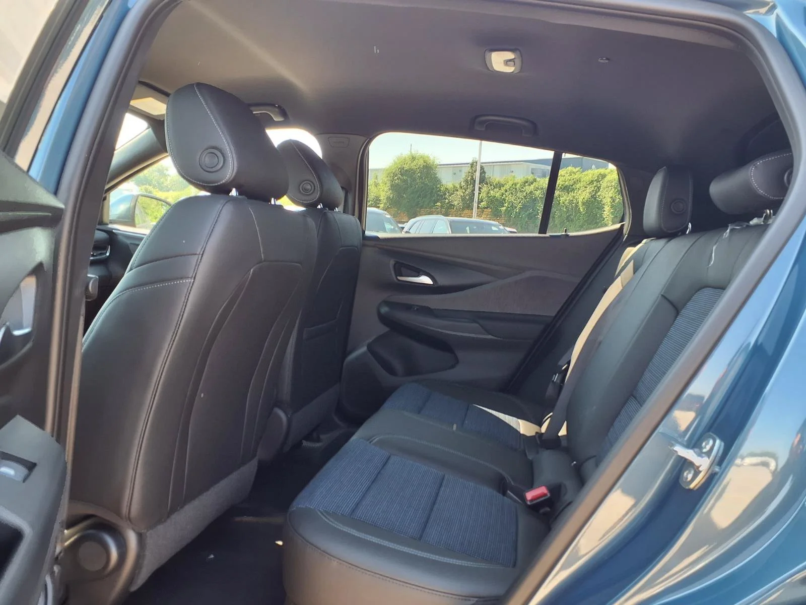 New 2026 Ocean Blue Metallic Buick Preferred image 16