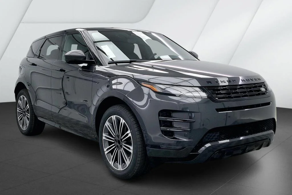 2026 Land Rover Range Rover Evoque Dynamic SE's photo