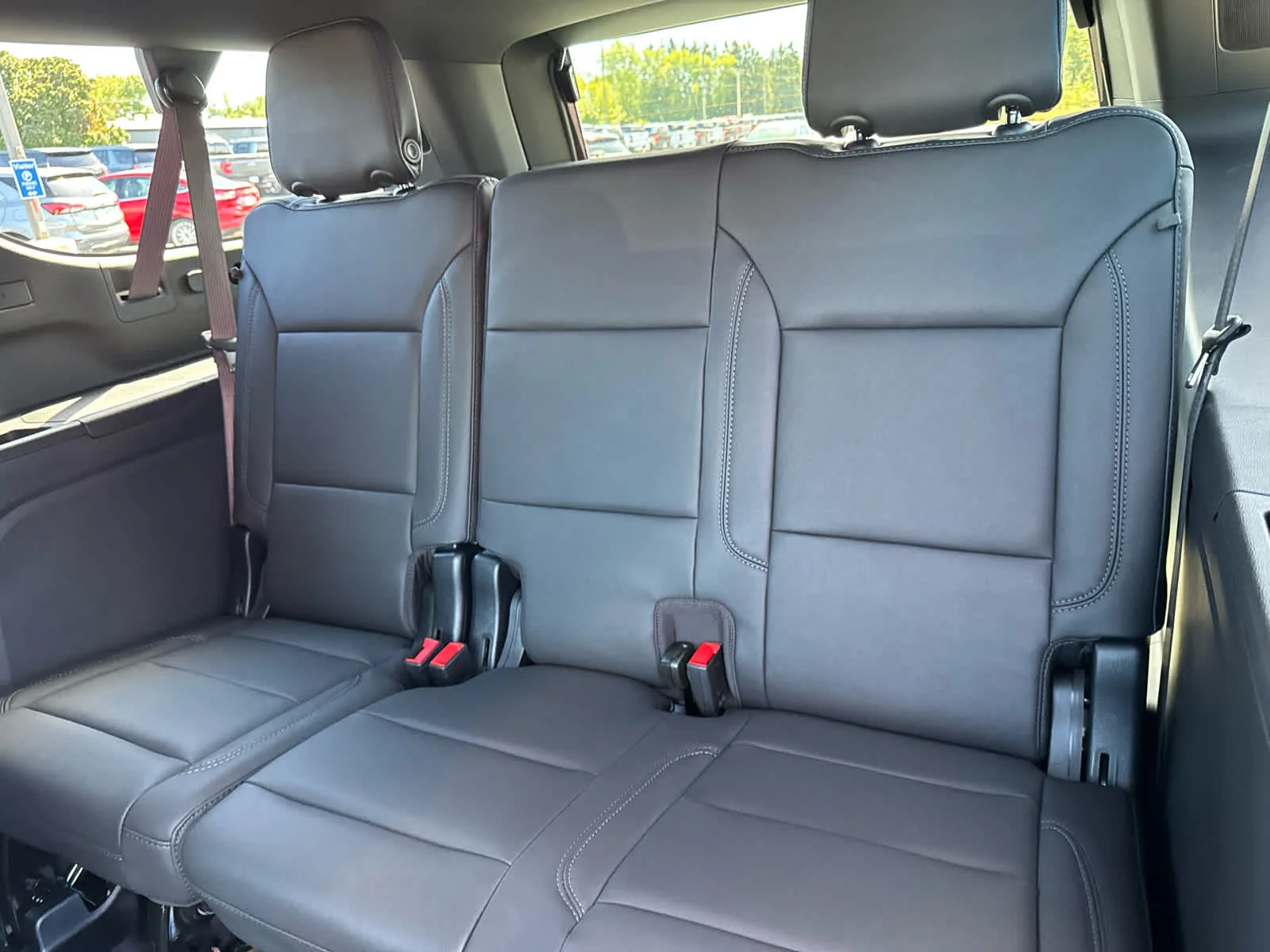 2027 Chevrolet Suburban LT - Photo 19