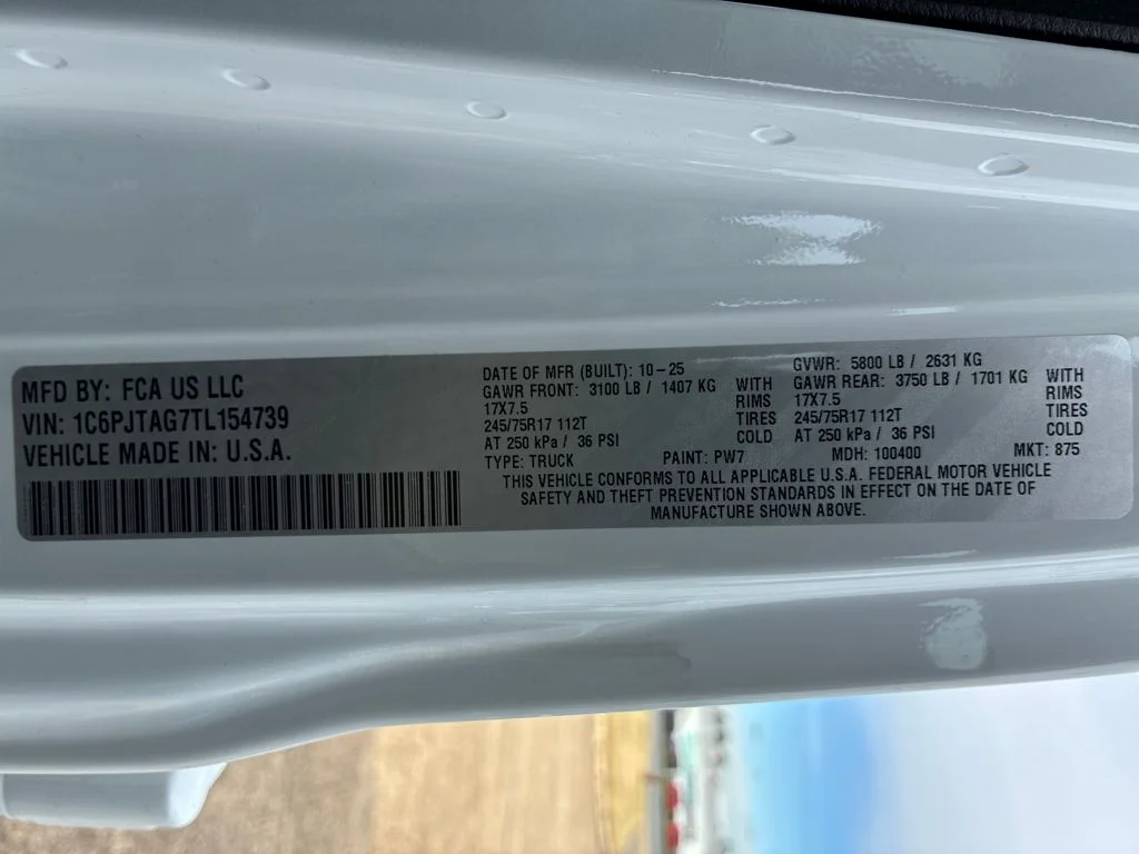 New 2026 Bright White Clear-Coat Exterior Paint Jeep Sport S image 29