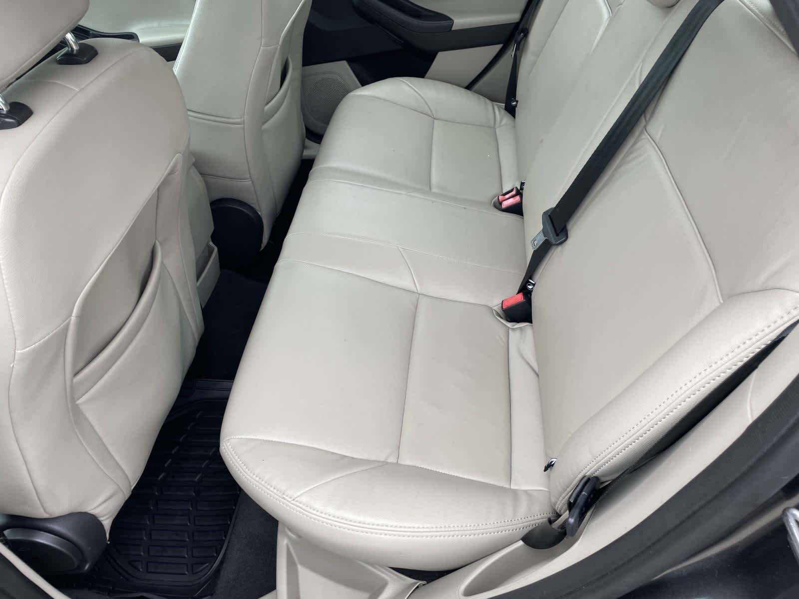 Used 2016 Magnetic Ford SE image 16