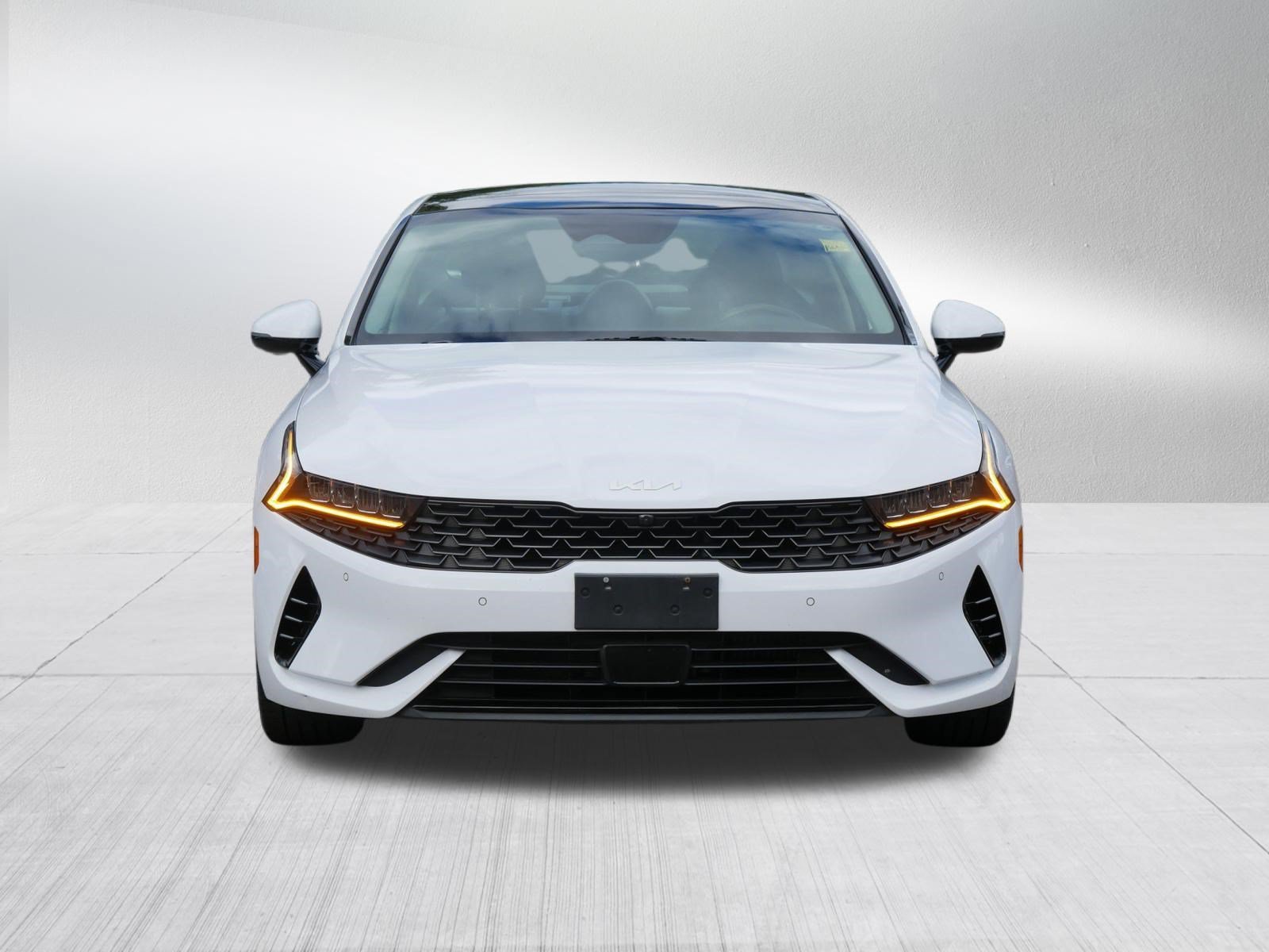 Certified Used 2022 Glacial White Pearl Kia EX image 2