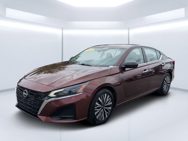 Used 2024 Red Nissan 2.5 SV image 7