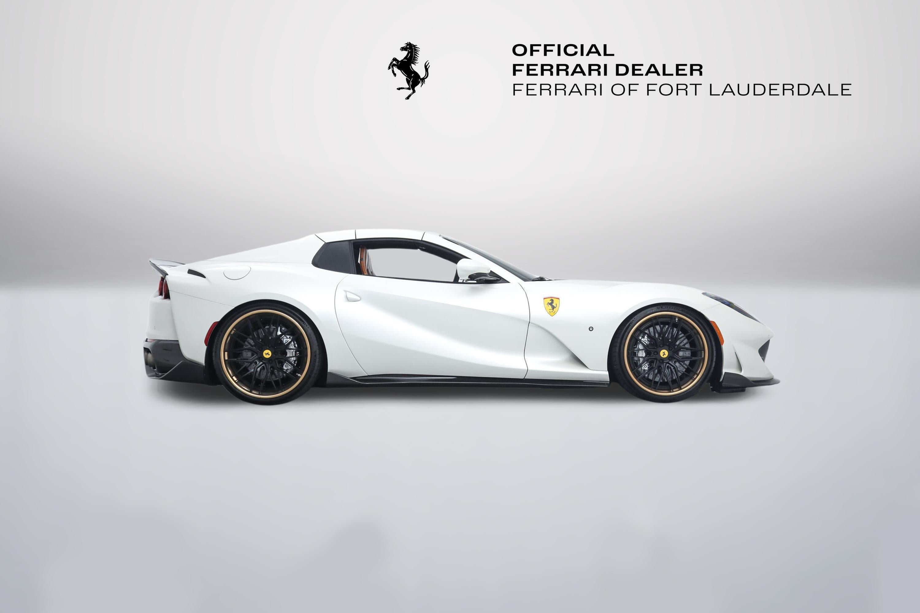 Certified Used 2022 Bianco Fuji Ferrari  image 10