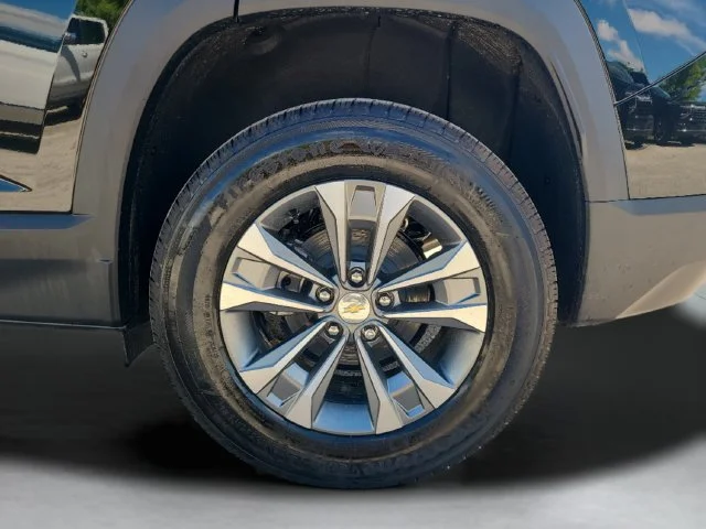 New 2027 Mosaic Black Metallic Chevrolet LT image 34