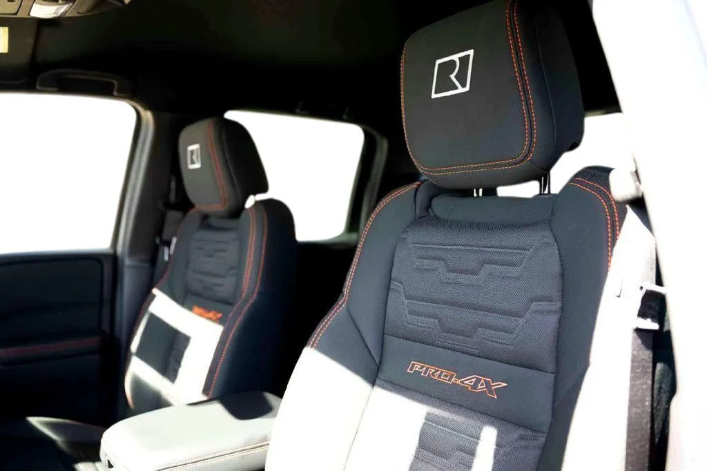 New 2026 Black Nissan PRO-4X image 9