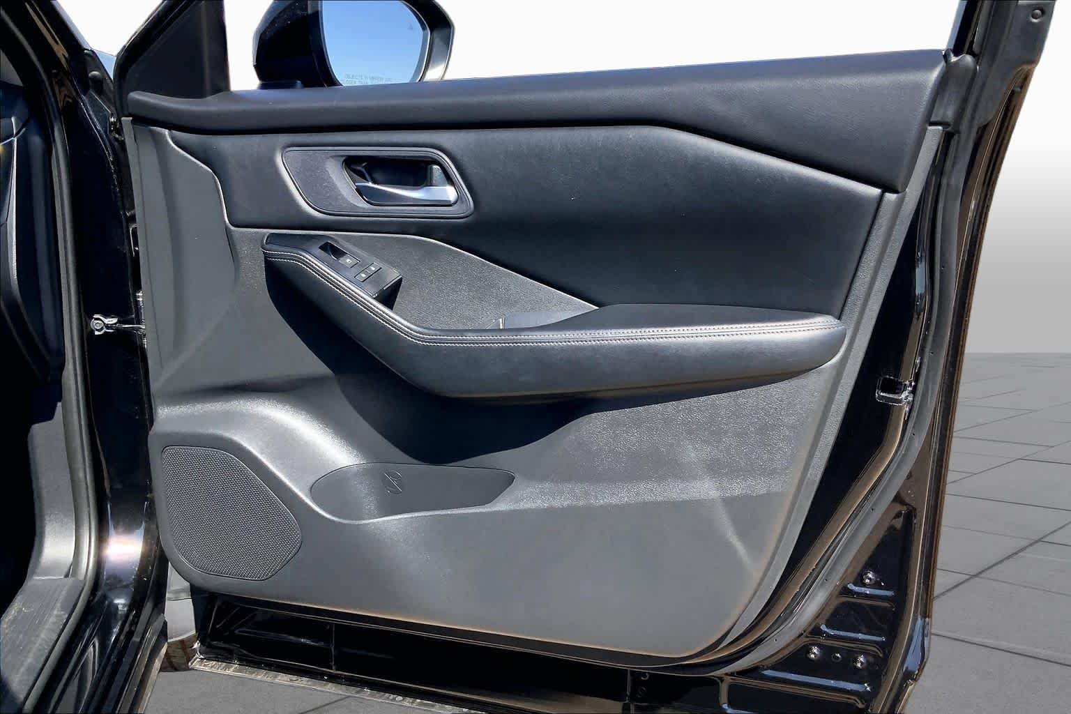 Used 2024 Super Black Nissan SV image 23
