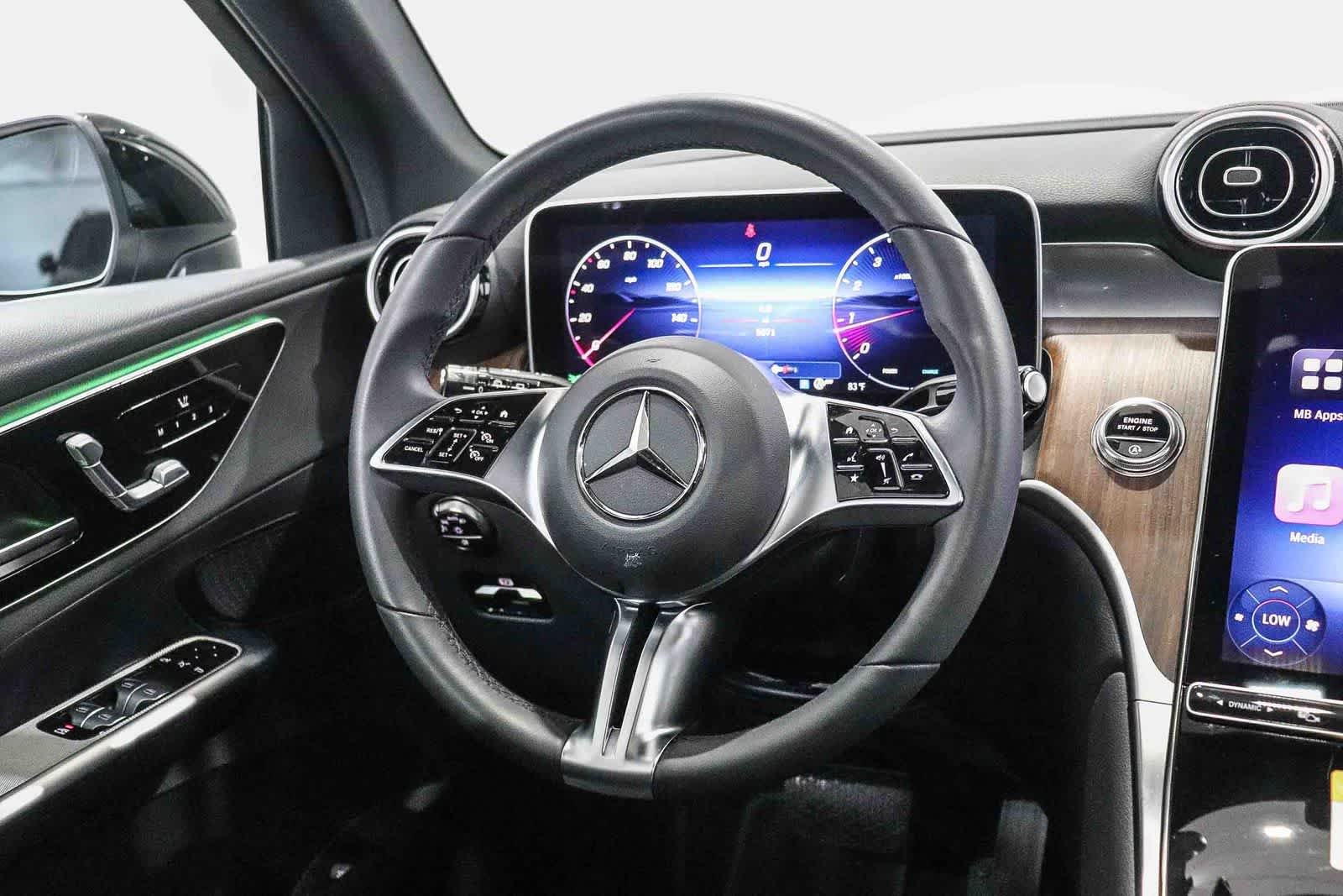 Used 2026 Black Mercedes-Benz GLC 300 image 17