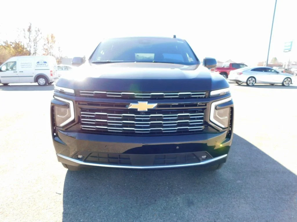2025 Chevrolet Suburban High Country - Photo 8
