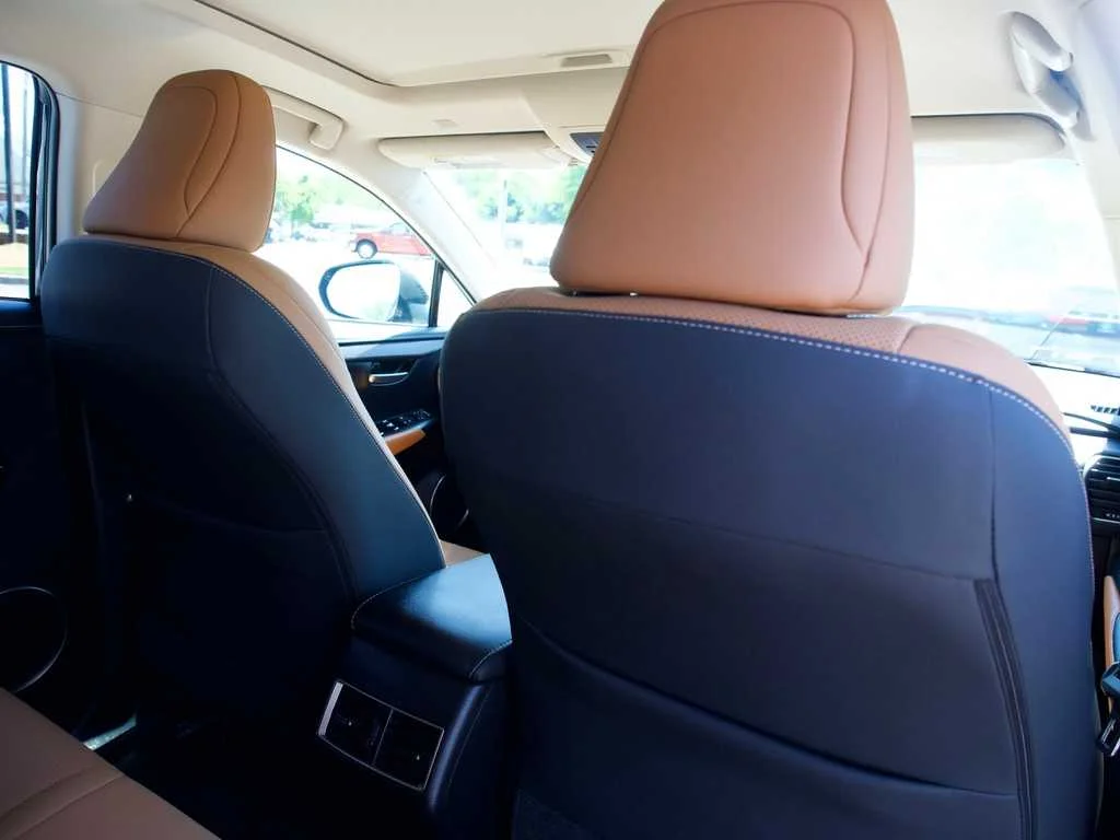 2021 Lexus NX 300 - Photo 32