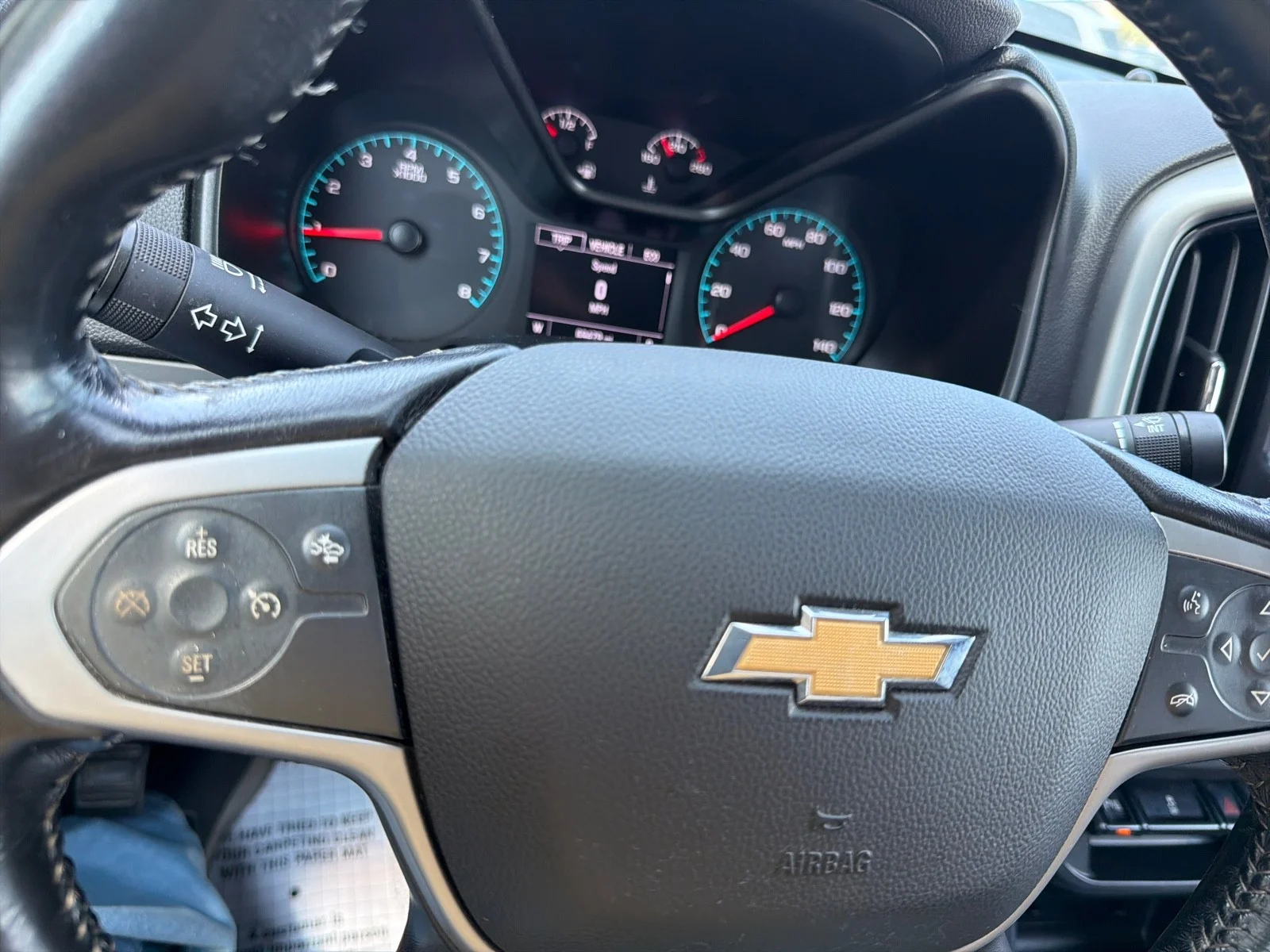 Used 2022 White Chevrolet 2WD LT image 33