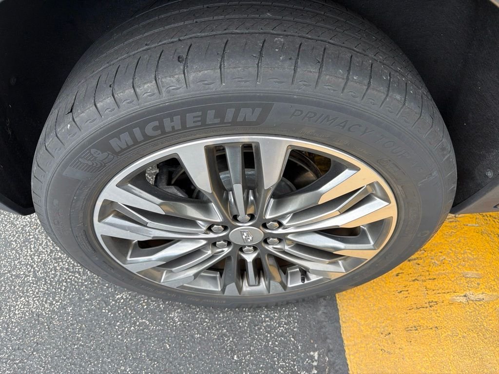 Used 2020 Gray Cadillac Sport image 11
