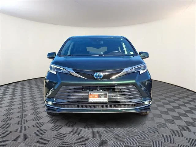 Certified Used 2023 CYPRESS Toyota  image 3