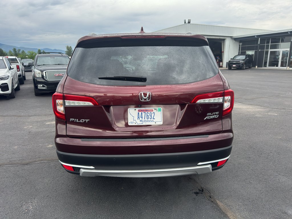 Used 2019 Maroon Honda Elite image 3