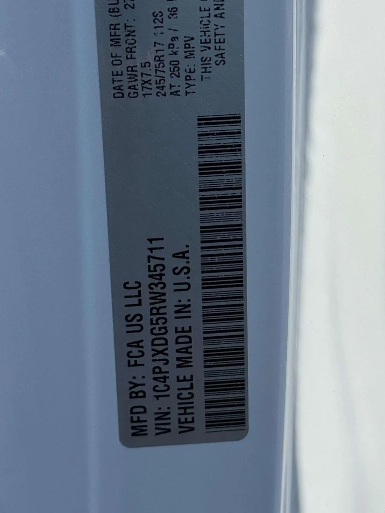Used 2024 White Jeep Sport S image 29