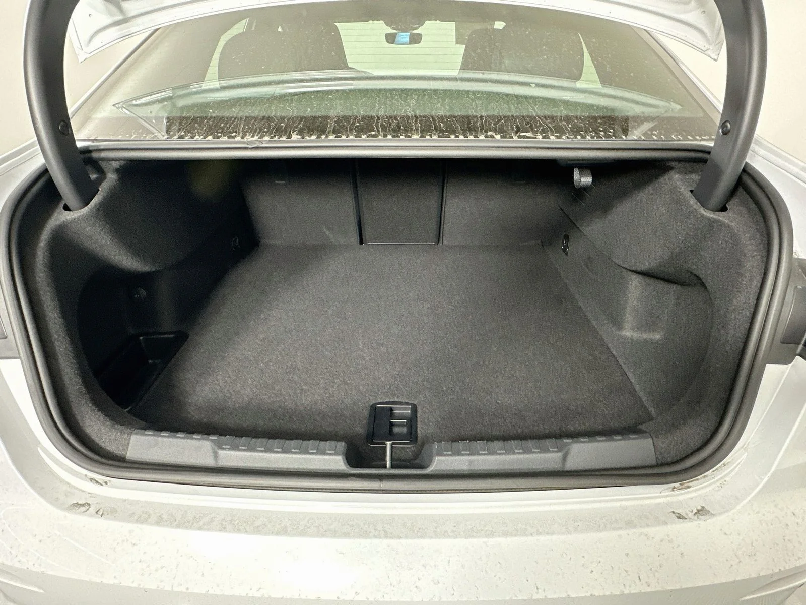 Used 2023 Glacier White Audi 2.0T Prestige image 27