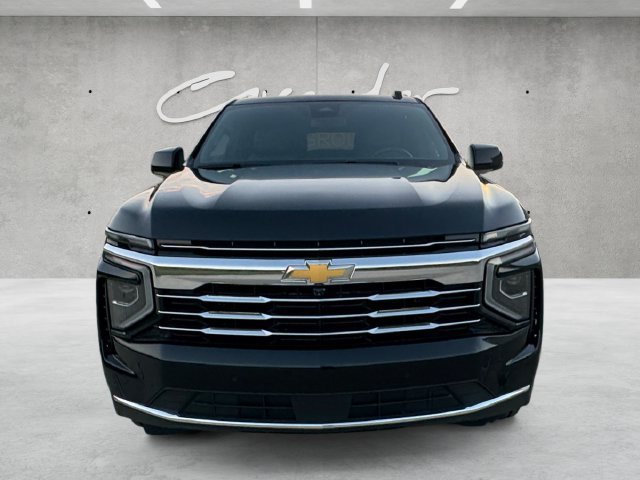 2025 Chevrolet Suburban LT - Photo 18