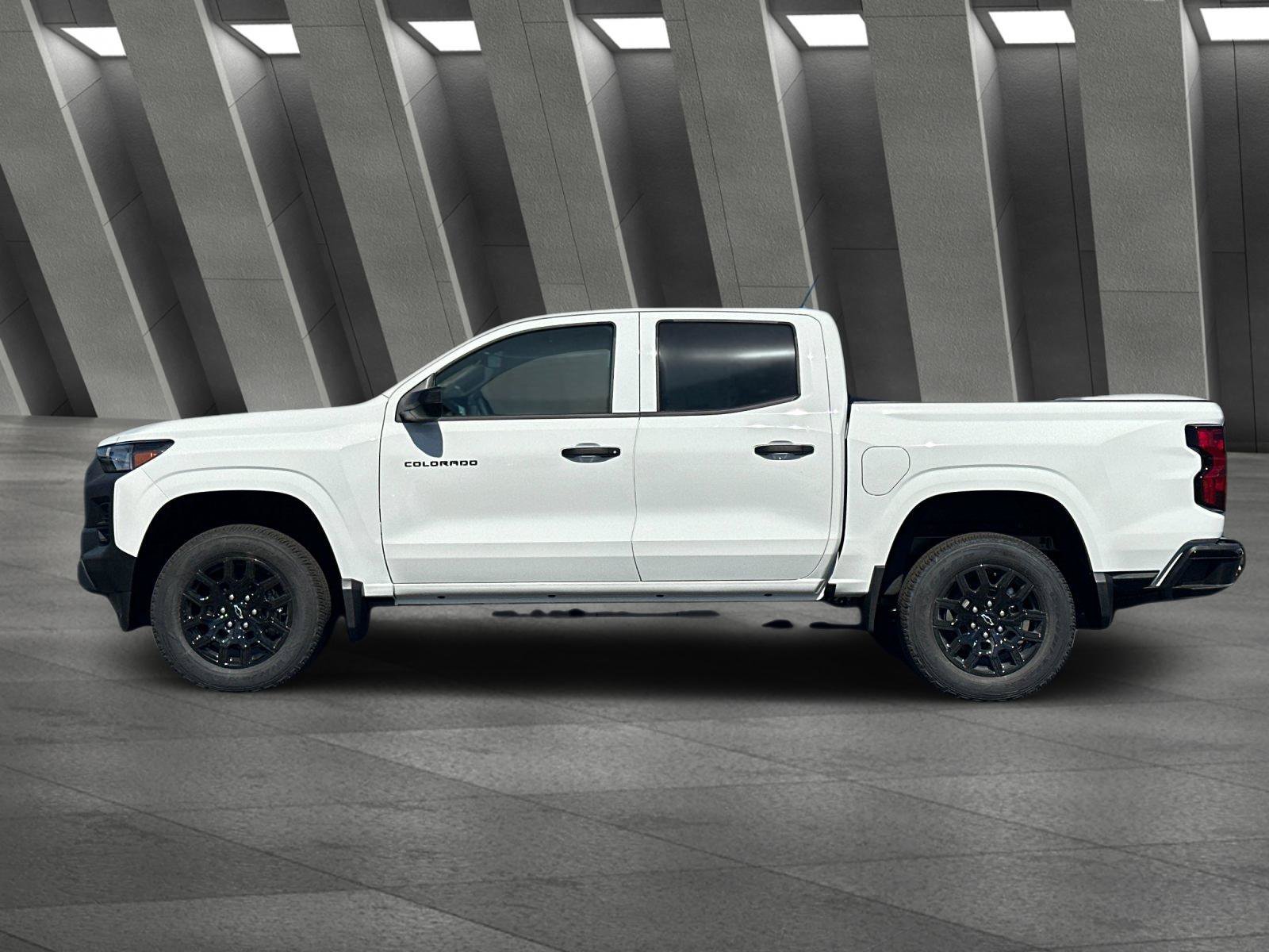 New 2026 Summit White Chevrolet WT image 7