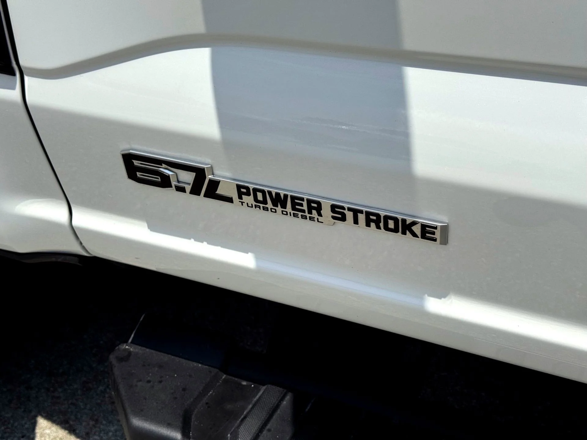 Used 2024 White Ford Lariat image 3