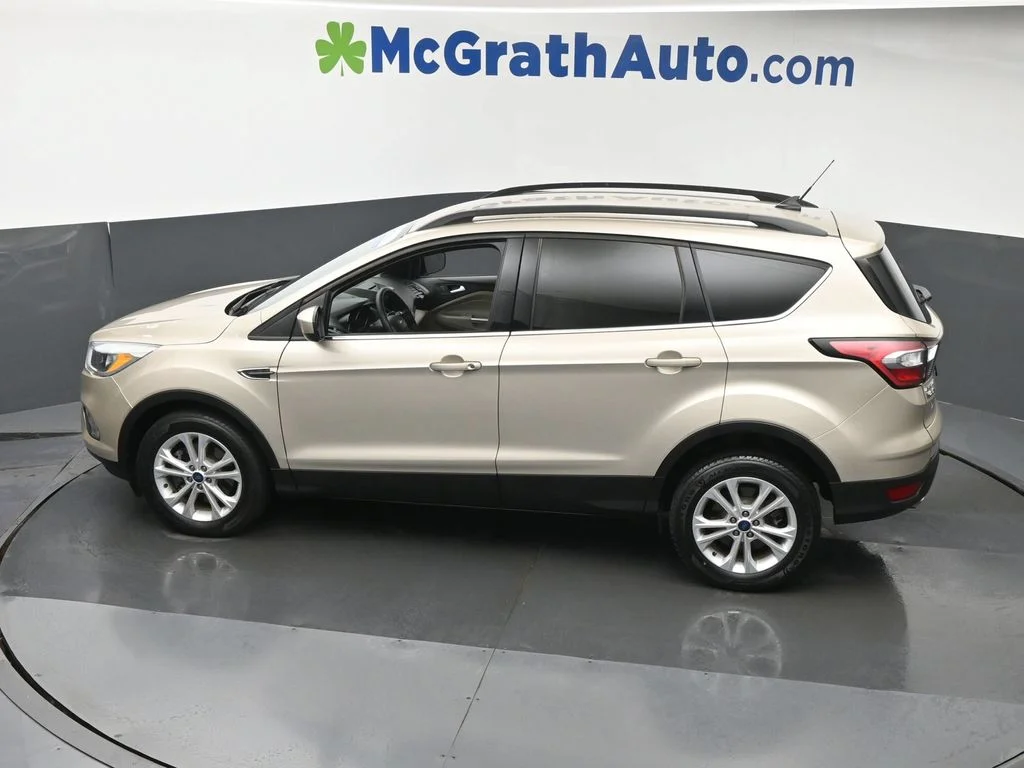 Used 2018 Gold Ford SE image 23