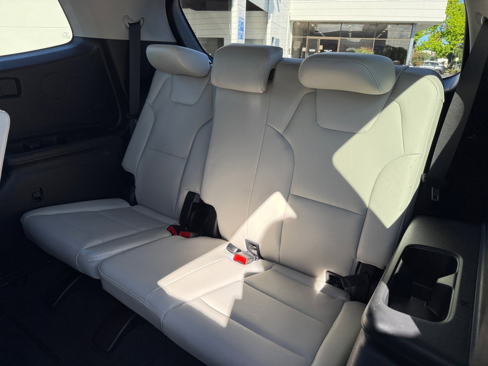 Used 2024 Midnight Lake Blue KIA S image 21