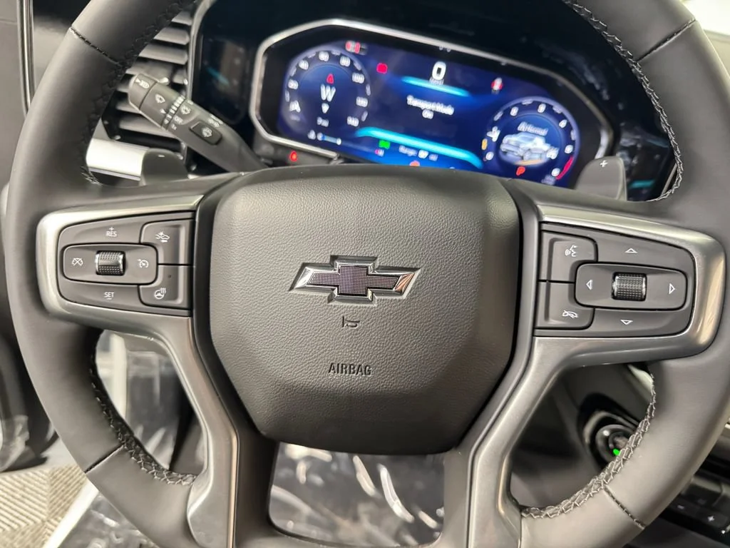 New 2026 Summit White Chevrolet RST image 18