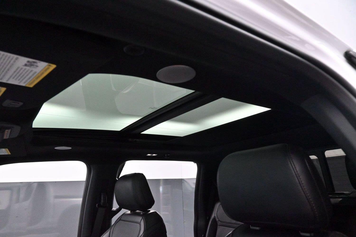 Used 2022 Oxford White Ford Raptor image 31