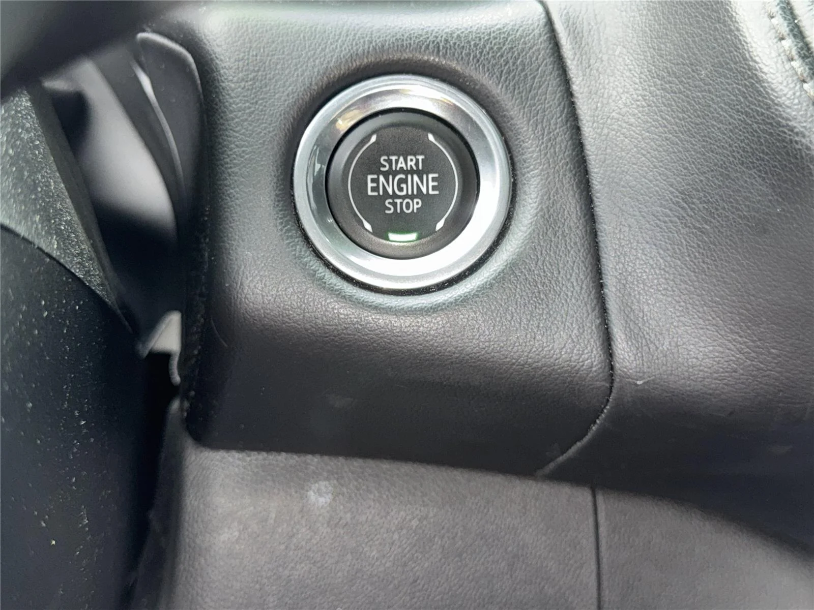 Used 2021 SUMMIT WHITE Chevrolet LT image 25