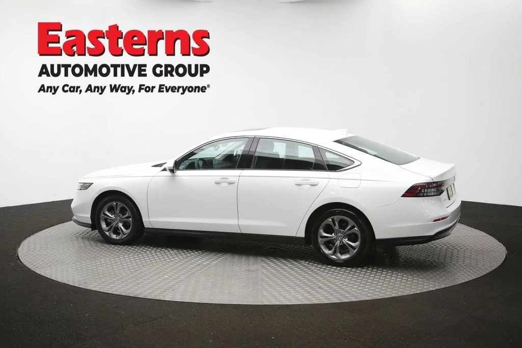 Used 2023 White Honda EX image 64