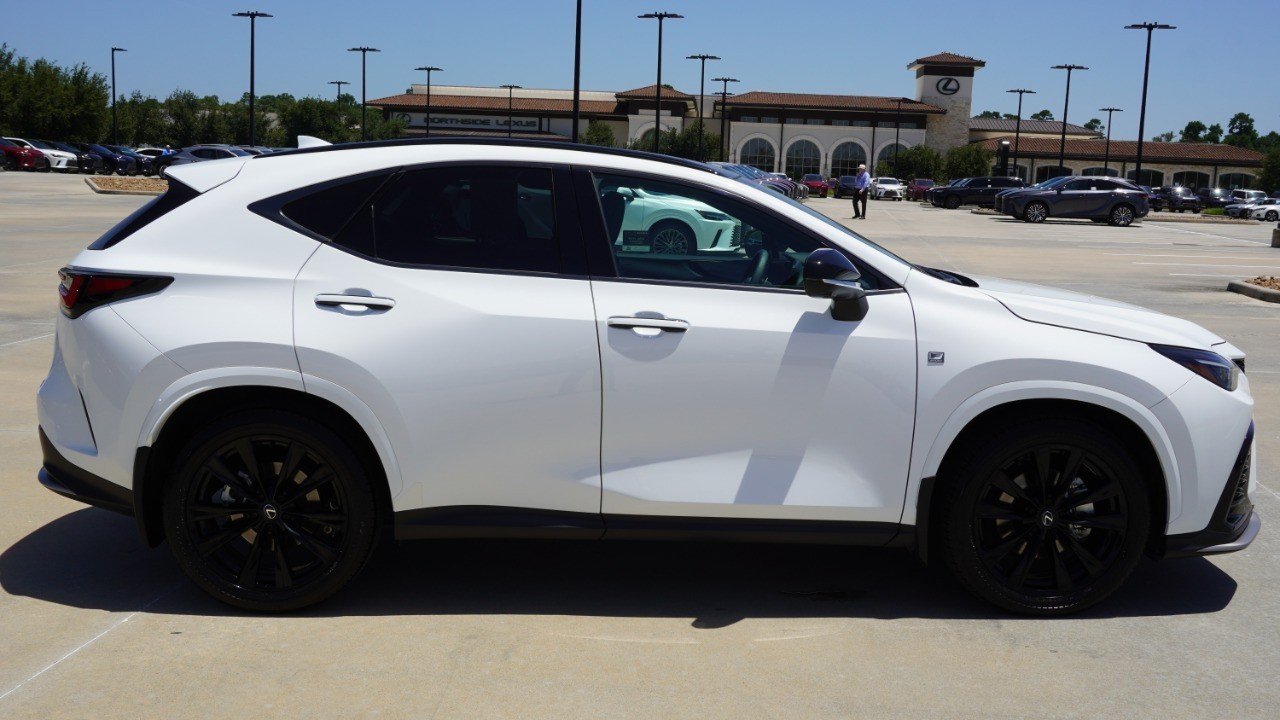 Certified Used 2024 ULTRA WHITE Lexus NX 350 F SPORT Handling image 4