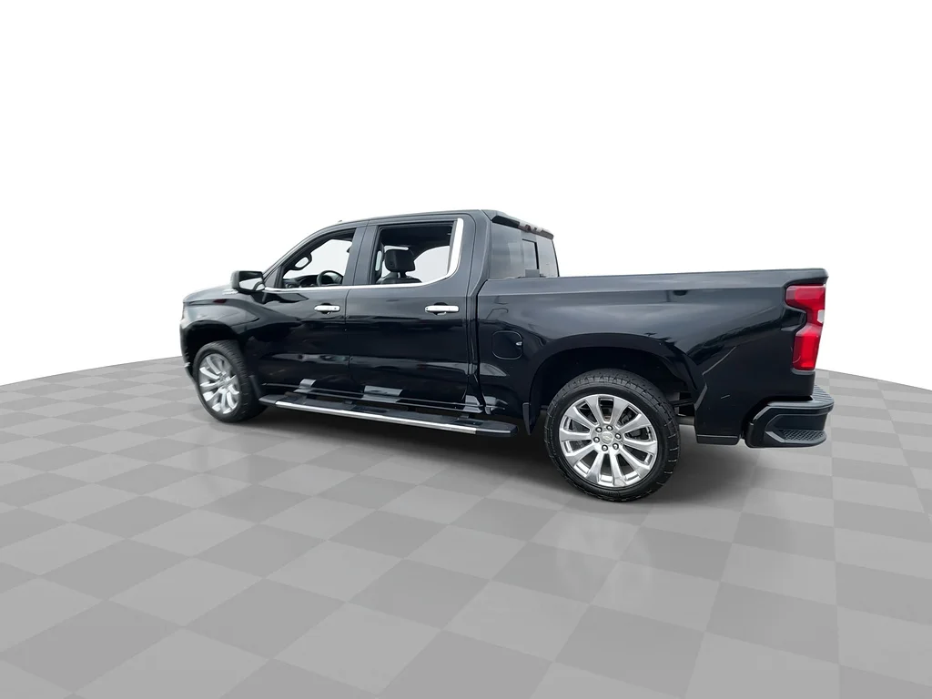Used 2021 Black Chevrolet High Country image 7
