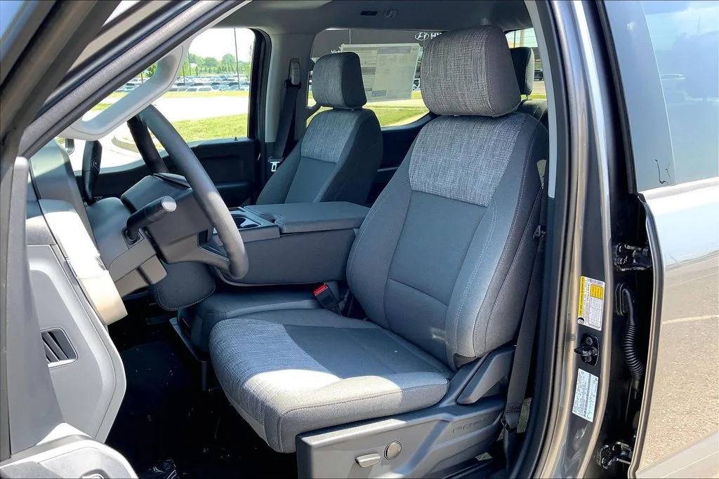 New 2026 Gray Ford XLT image 9