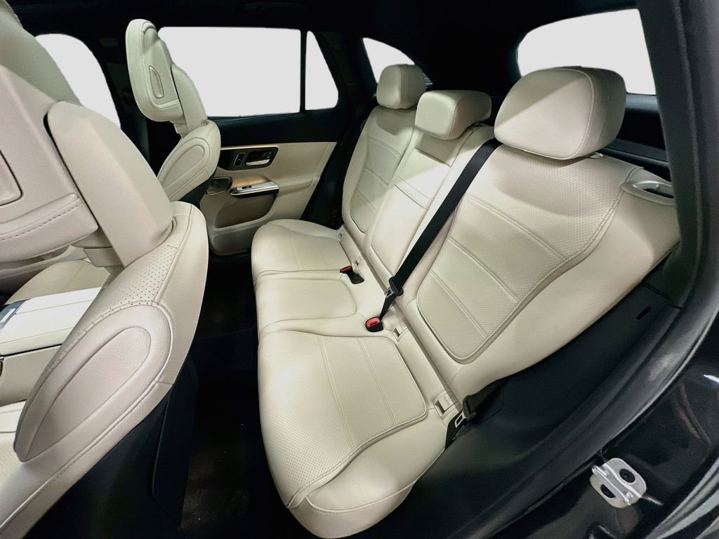 2025 Mercedes-Benz GLC Base - Photo 25