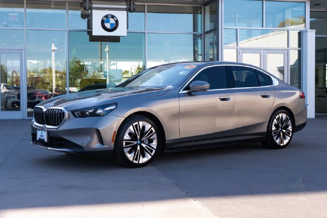 Certified Used 2024 Oxide Grey Met BMW eDrive40 image 1