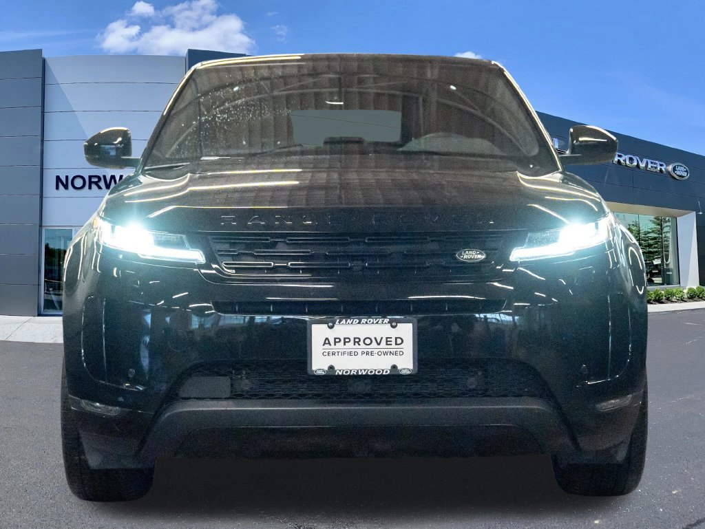 Used 2025 Black Land Rover S image 2
