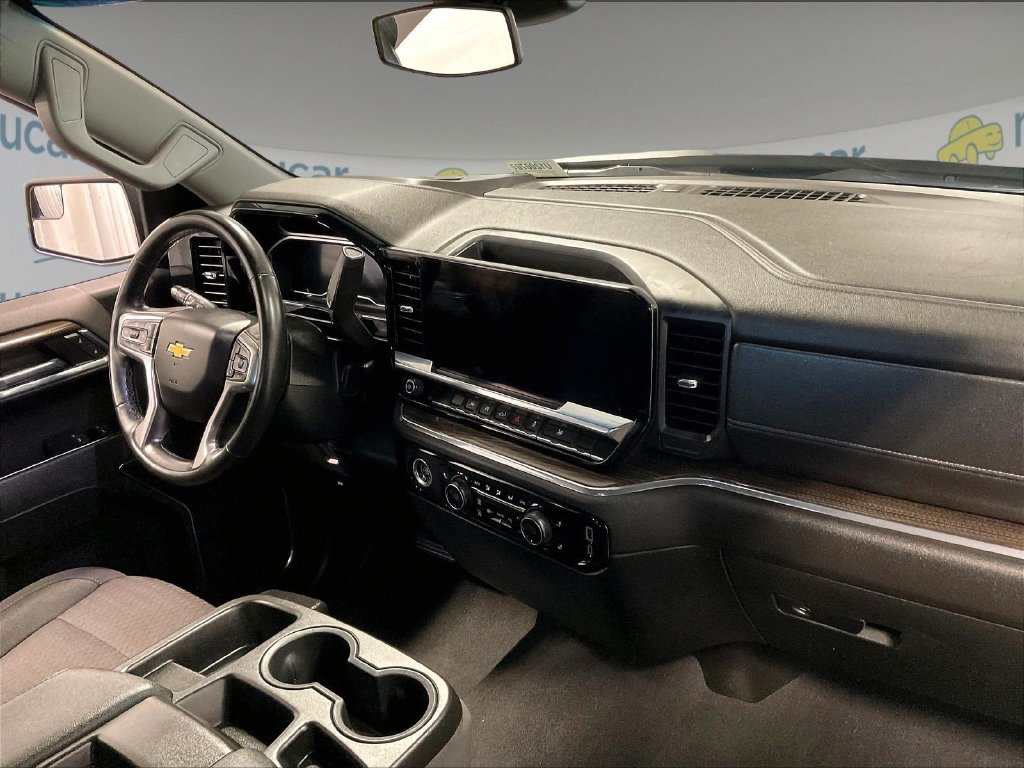 Used 2024 Black Chevrolet LT image 14
