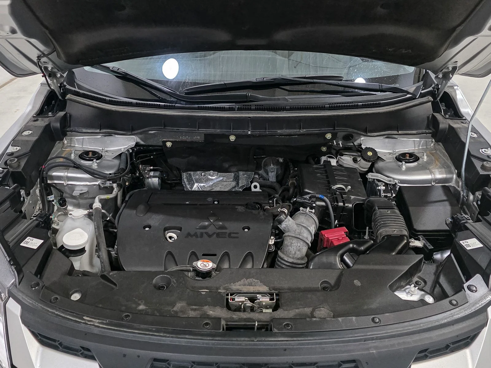 Used 2024  Mitsubishi  image 16