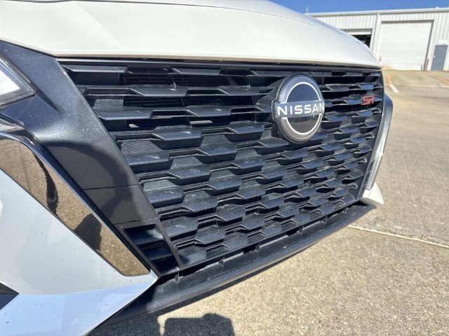 Used 2025 White Nissan 2.5 SR image 5