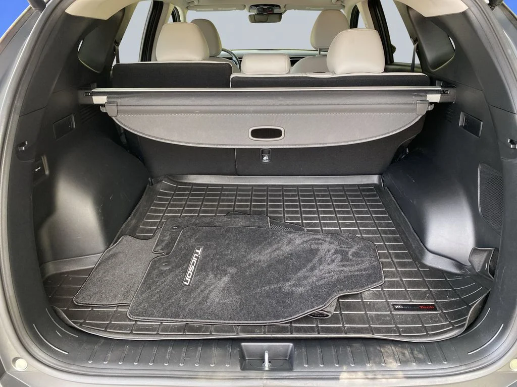 Used 2022 Amazon Gray Hyundai Limited image 32
