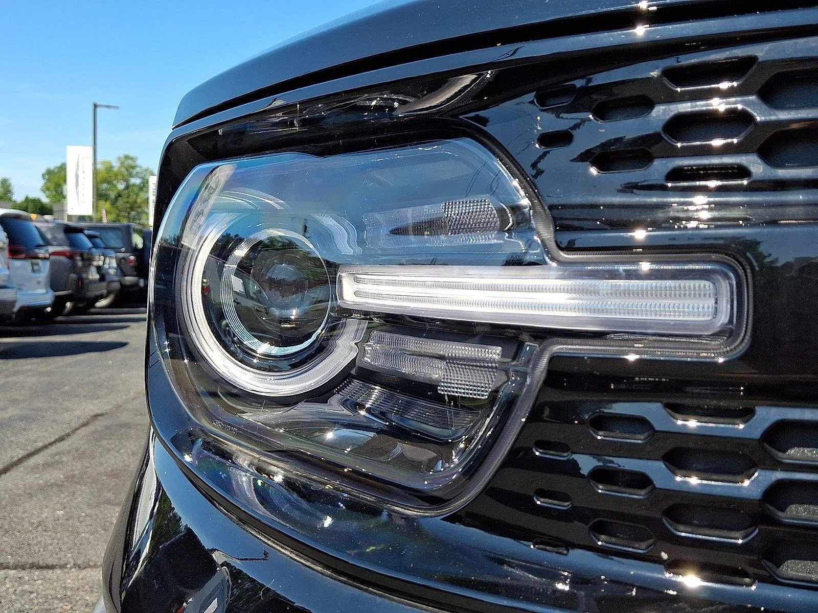 Used 2025 Shadow Black Ford Outer Banks image 9