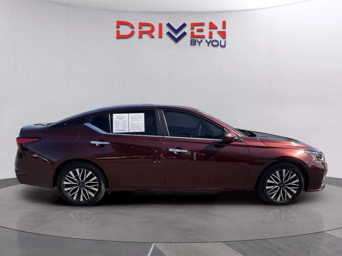 Used 2023 Garnet Pearl Metallic Nissan 2.5 SV image 6