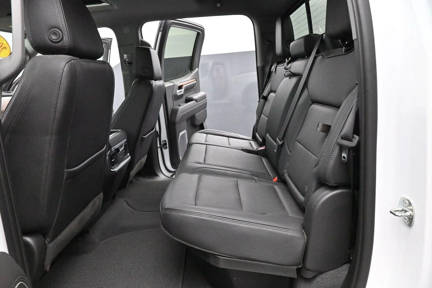 Used 2023 Summit White GMC Denali image 32