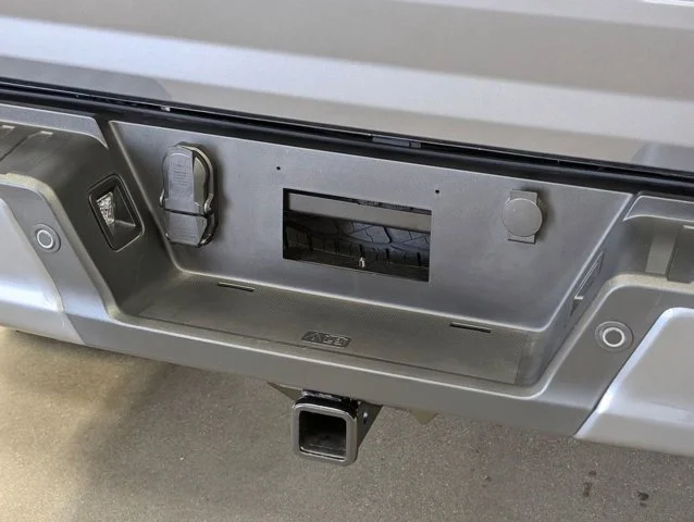 New 2026 Carbonized Gray Metallic Ford Lariat® image 64