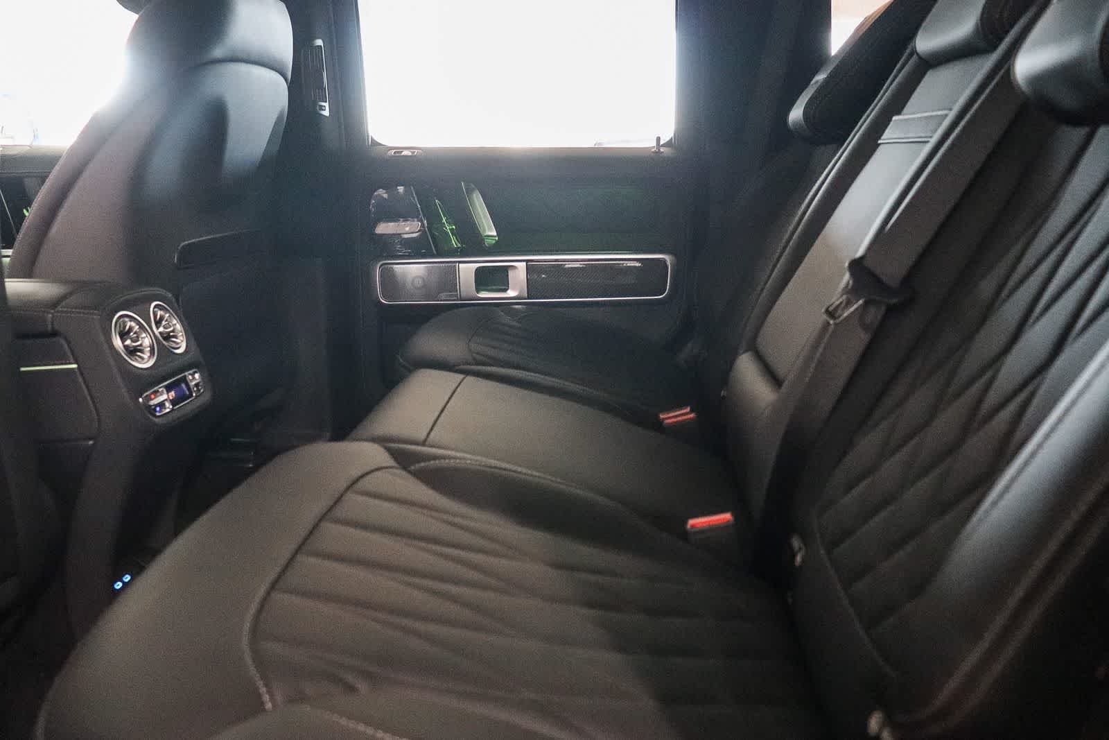 New 2027 MANUFAKTUR Night Black Magno Mercedes-Benz AMG® G 63 image 23