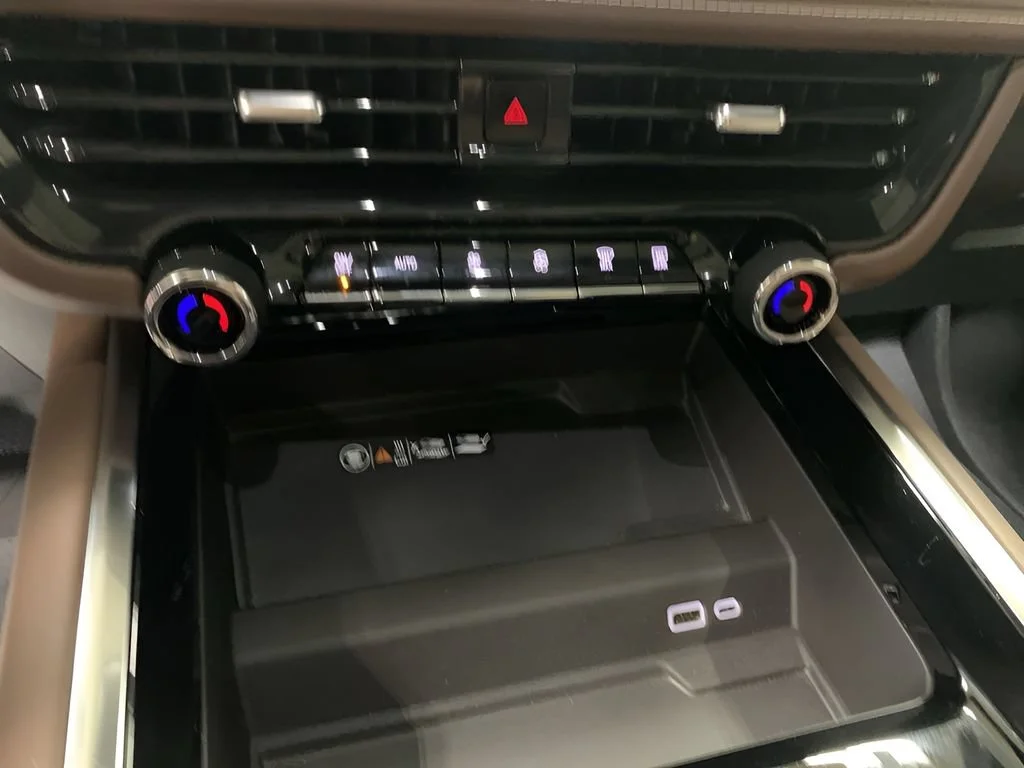2025 Chevrolet Tahoe High Country - Photo 32
