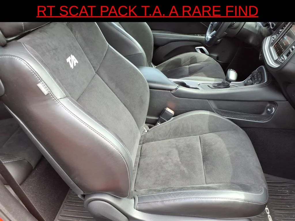 Used 2022 Red Dodge R/T Scat Pack image 8