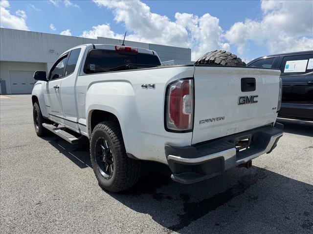 Used 2016 Summit White GMC 4WD SLE image 13